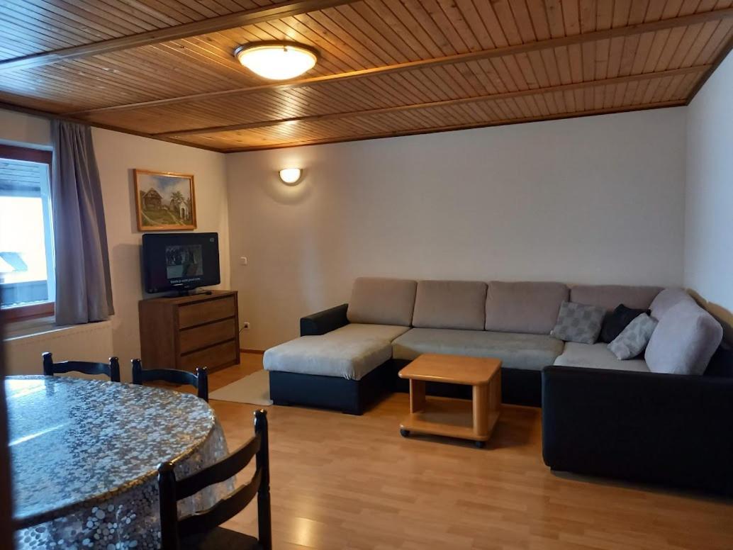 קרנייסקה גורה Apartma Kramar Podkoren מראה חיצוני תמונה
